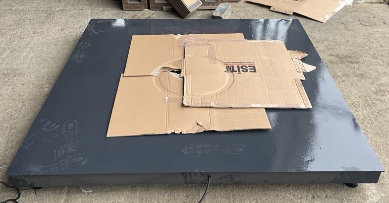 Thumbnail photo 4 for 150x150 industrial platform scale 1500 kg