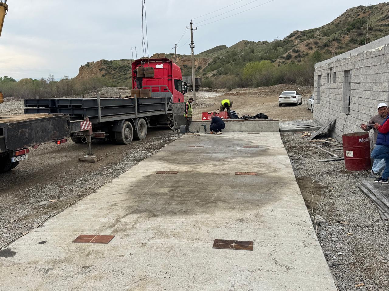 Truck scale installation support by DVALI