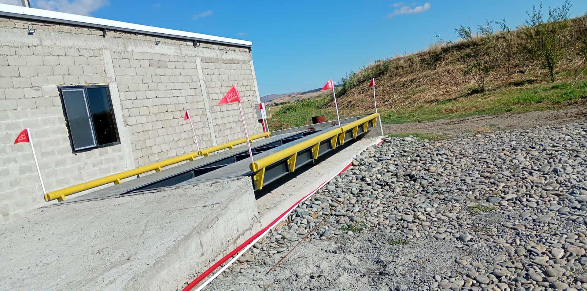 DVALI Farmer truck scale family 30 ton image 2